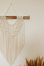 Last inn bildet i Galleri-visningsprogrammet, Makramé Panel | Tro