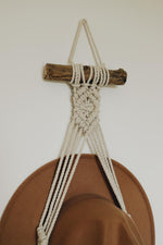 Last inn bildet i Galleri-visningsprogrammet, Makramé Hatteoppheng | Pryd