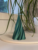 Last inn bildet i Galleri-visningsprogrammet, Juletre medium fra siden Grønn 3D printet PLA