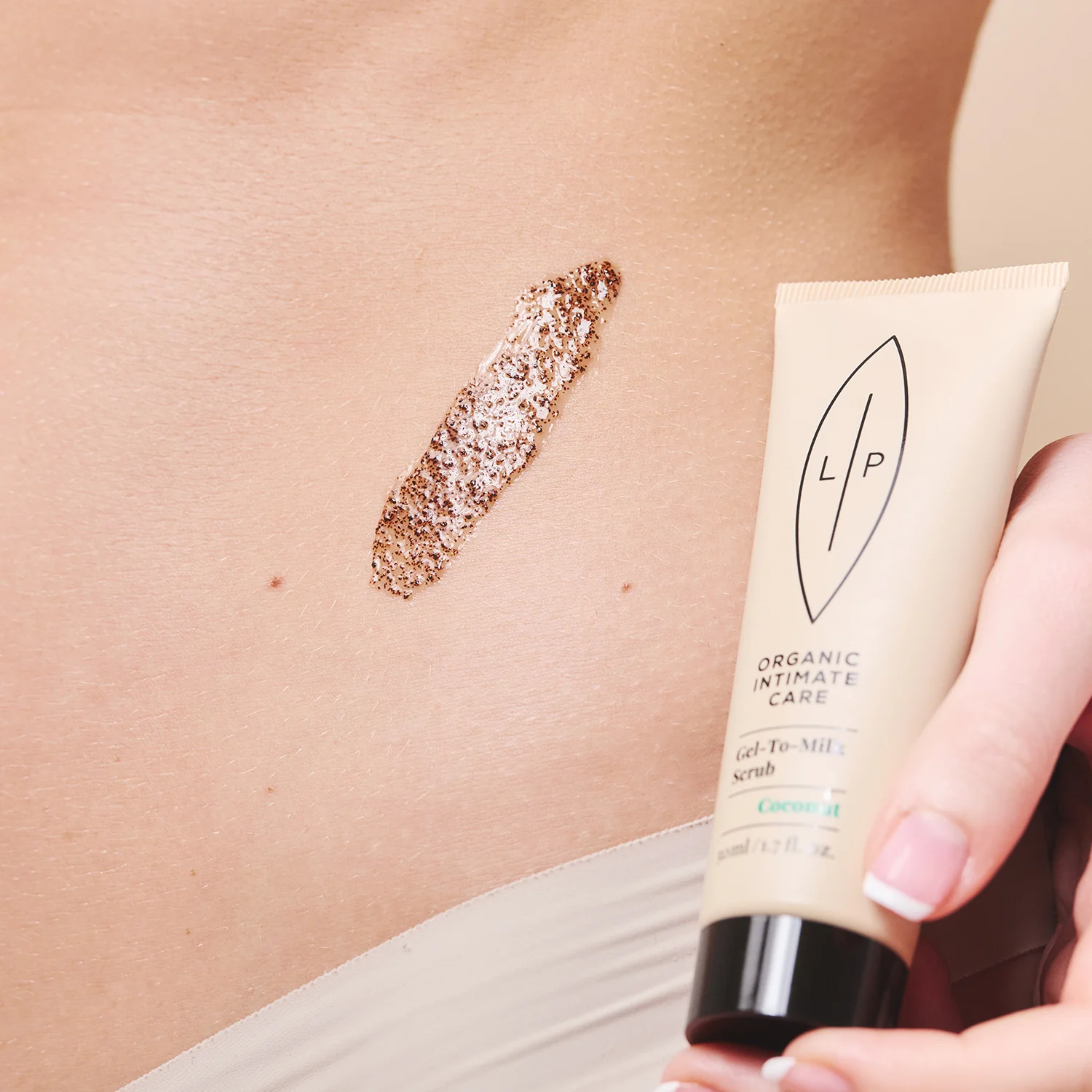 Intim Skrubb | Gel-To-Milk Scrub (Coconut)