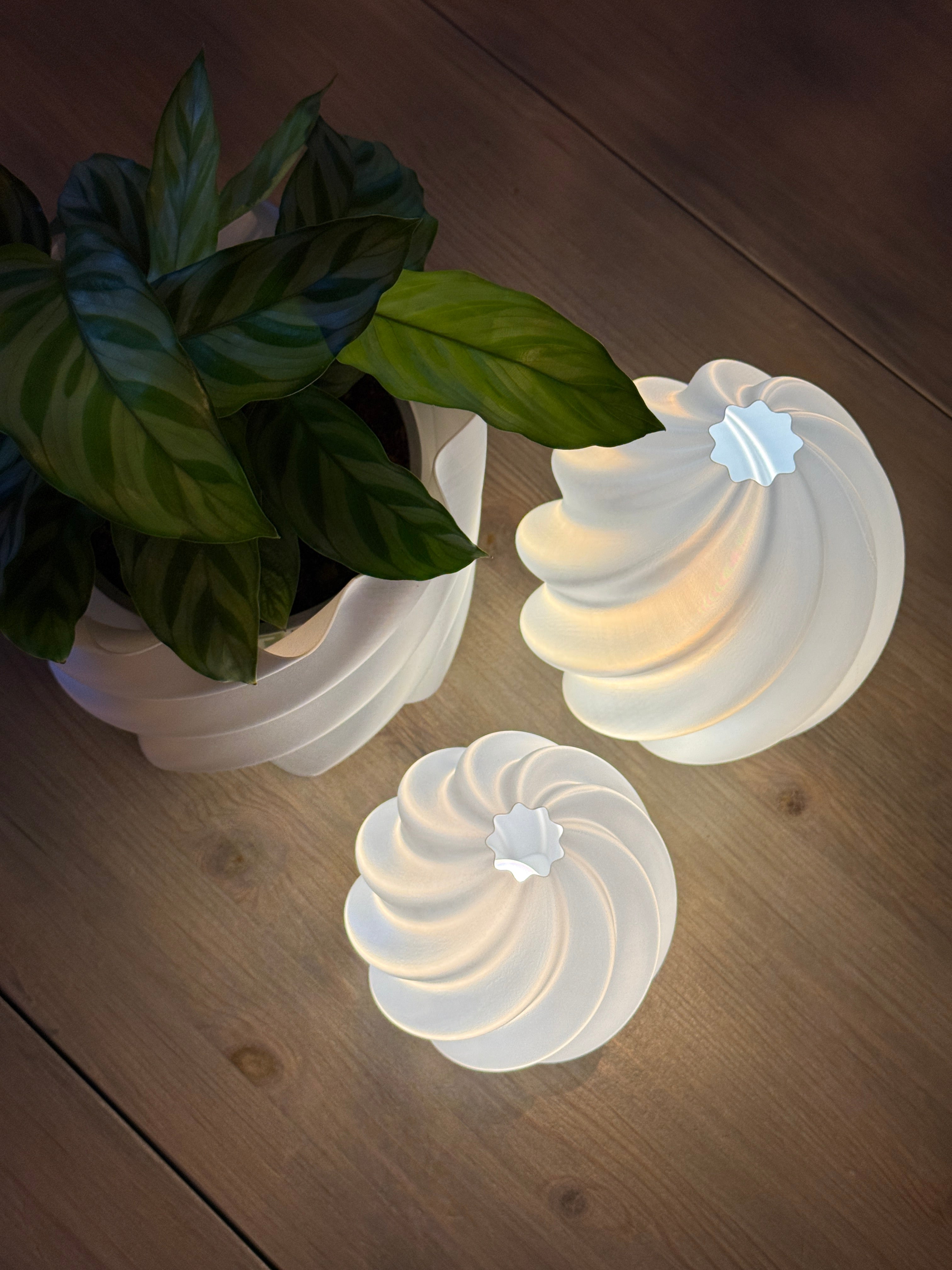 PureDesigns WAVY Lysegg - LED